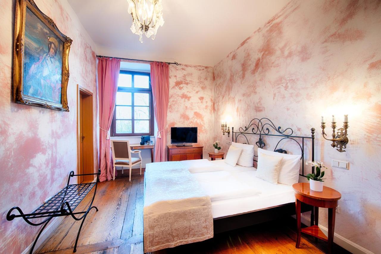 Hotel Schloss Lehen Bad Friedrichshall Exterior photo