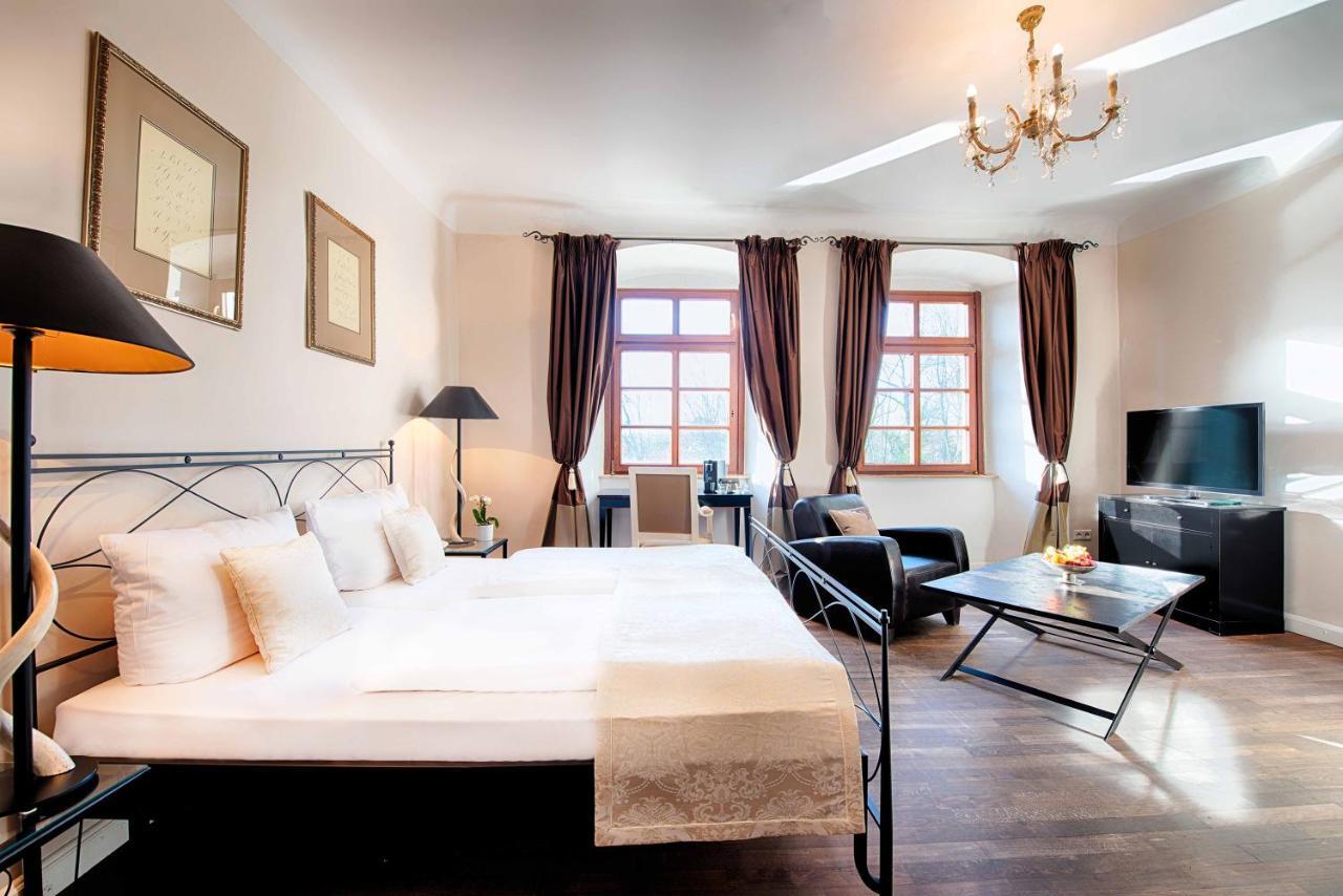 Hotel Schloss Lehen Bad Friedrichshall Exterior photo